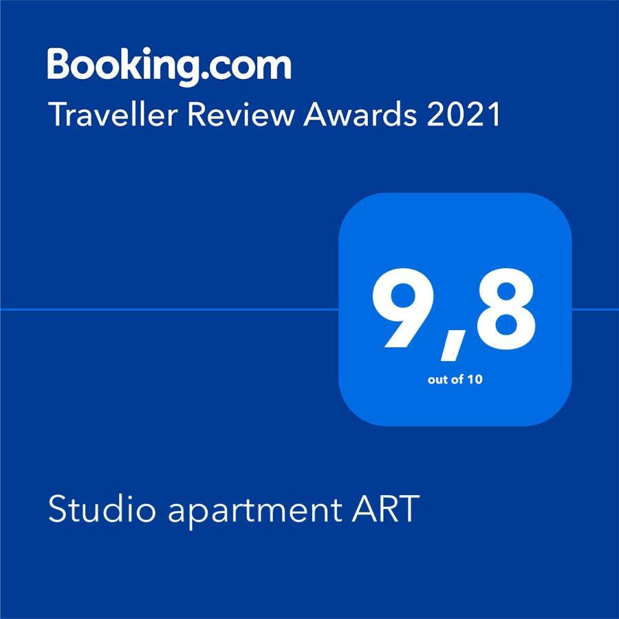Studio Apartment Art Split Eksteriør billede